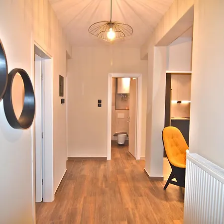 Fanis And Olgas Cozy Apartamento